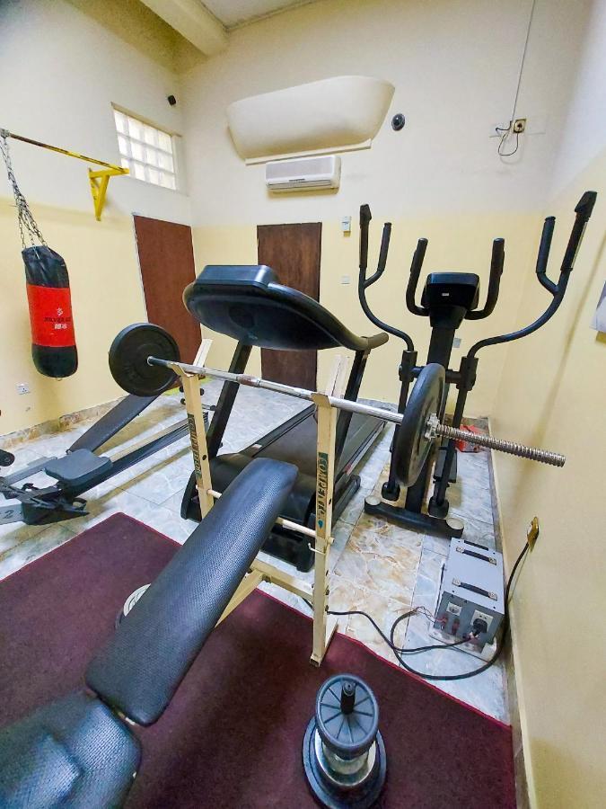 Hotel Relax Kinshasa Buitenkant foto