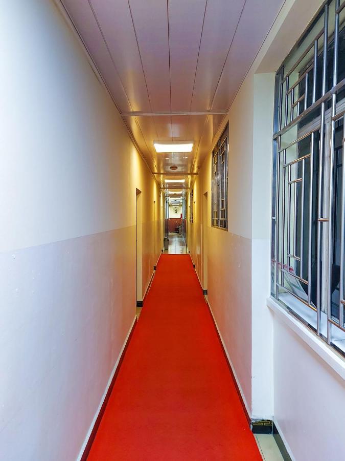 Hotel Relax Kinshasa Buitenkant foto