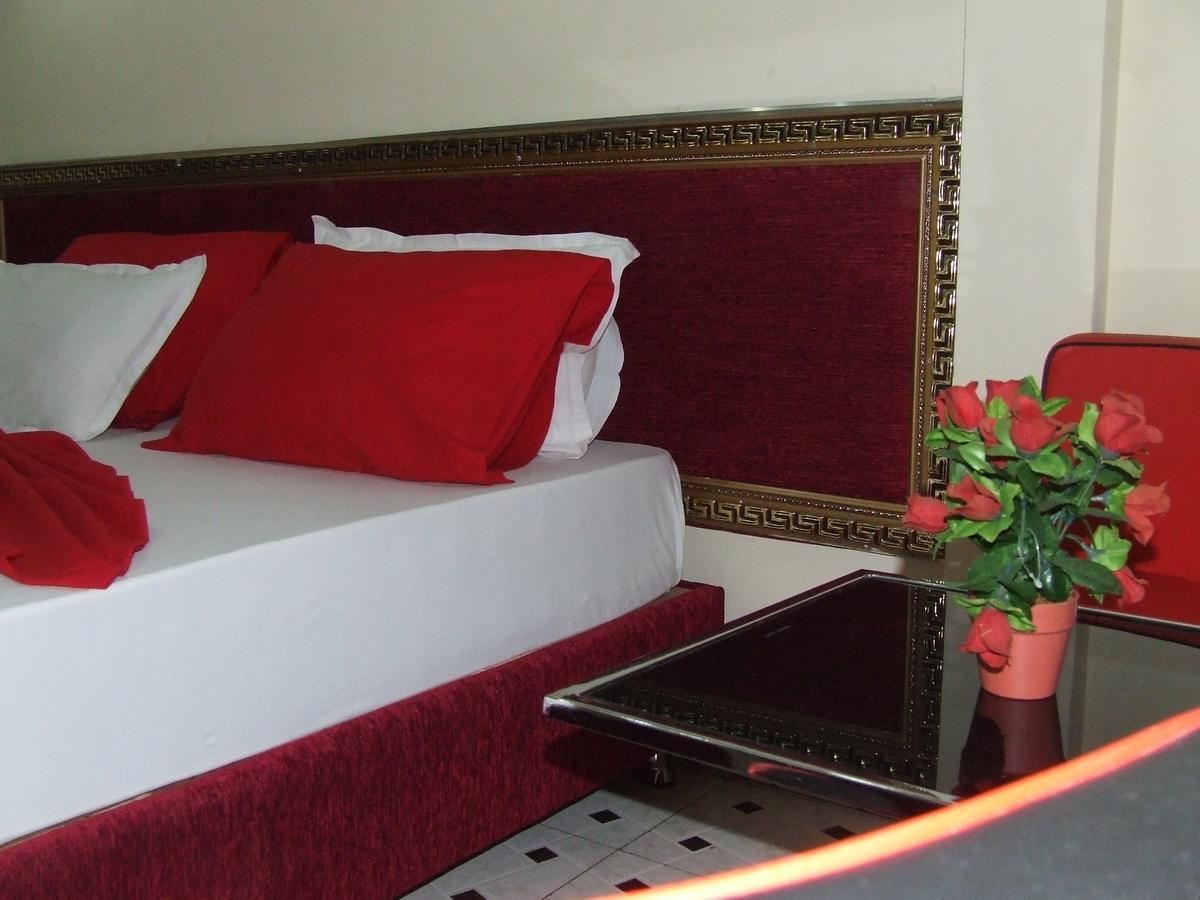 Hotel Relax Kinshasa Buitenkant foto